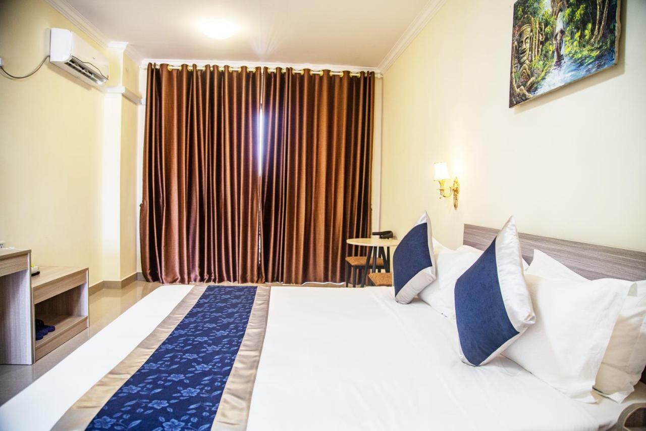 City Comfort Hotel Phnom Penh Airport Buitenkant foto